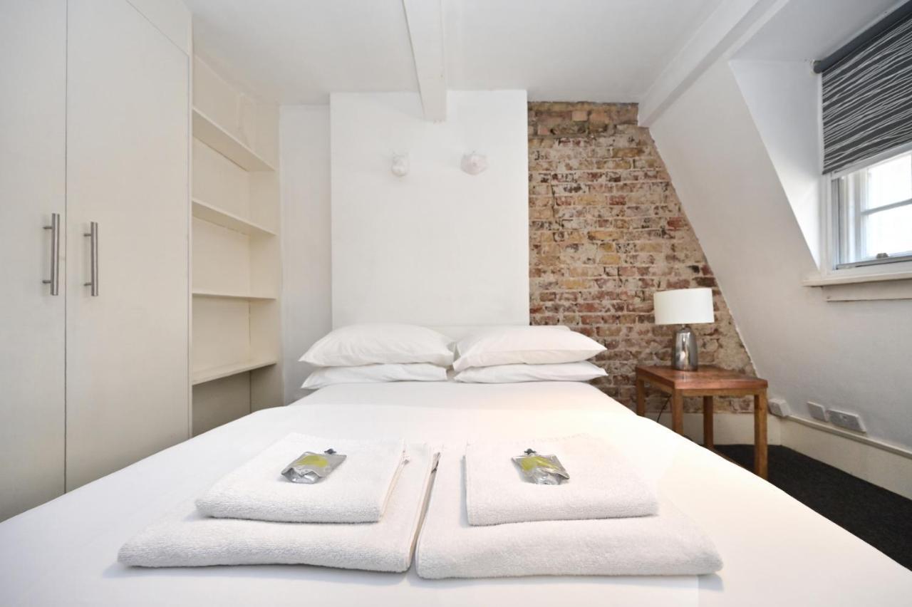 לונדון Soho, Piccadilly & Chinatown - Two Bedroom & Two Double Beds Apartment מראה חיצוני תמונה