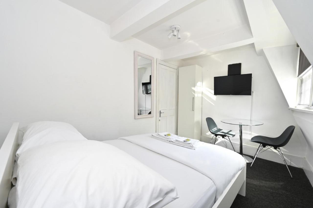 לונדון Soho, Piccadilly & Chinatown - Two Bedroom & Two Double Beds Apartment מראה חיצוני תמונה